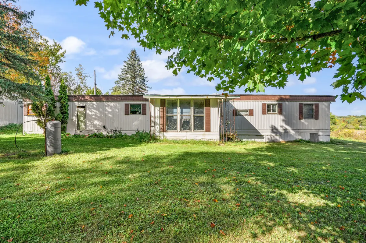 18226 11 Mile Road, Leroy, MI 49655 - #1
