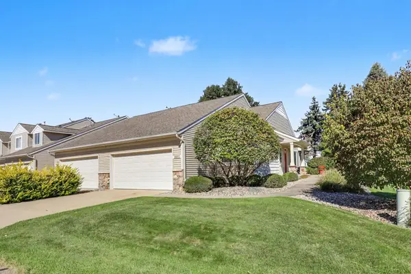 2977 Pebblestone Drive #6, Hudsonville, MI 49426