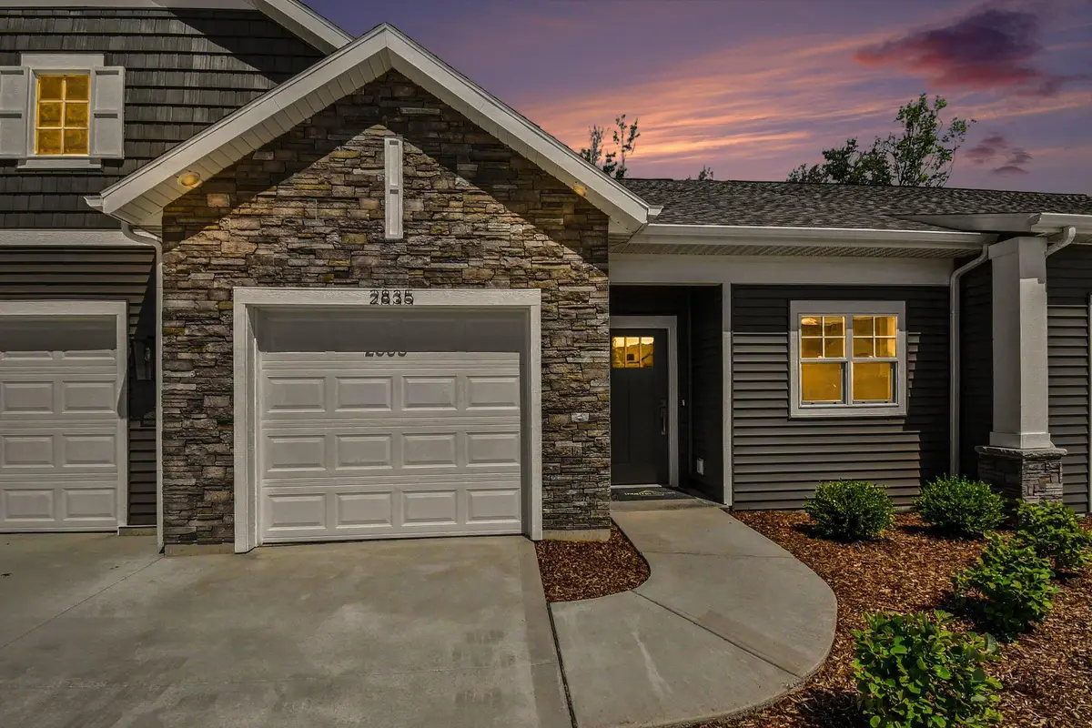 2835 W Cobblestone Court Se #15, Kentwood, MI 49512 - #1