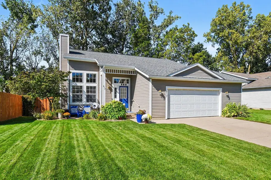 617 Avanti Street Nw, Grand Rapids, MI 49504 - #2