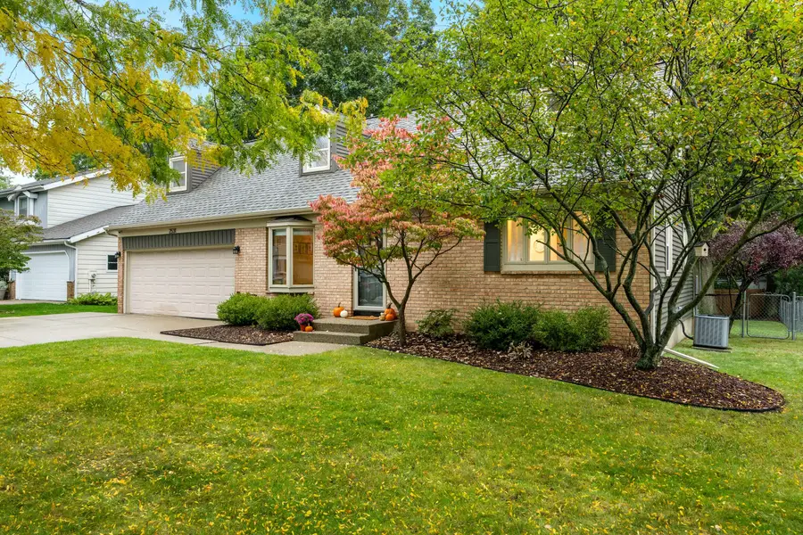 2531 Longmeadow Street Nw, Grand Rapids, MI 49504 - #3