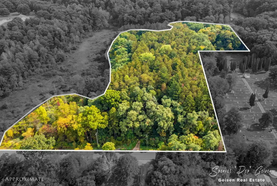 5236 N Whites Bridge Road, Belding, MI 48809 - #2