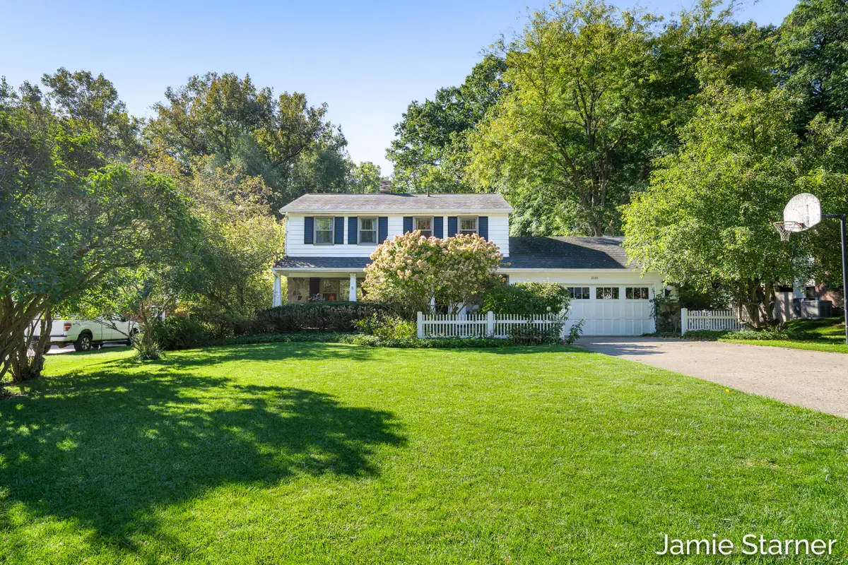2110 Blueberry Drive Nw, Grand Rapids, MI 49504 - #1