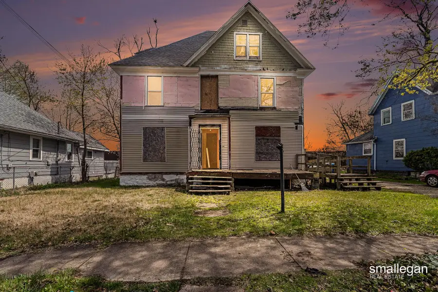 821 Clarence Street, Kalamazoo, MI 49001 - #2