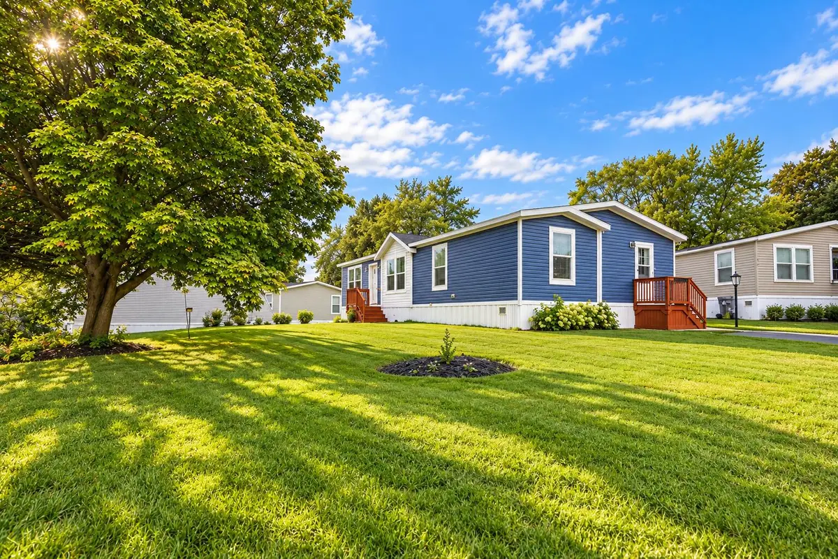 6995 Shamley Avenue Ne, Belmont, MI 49306 - #1