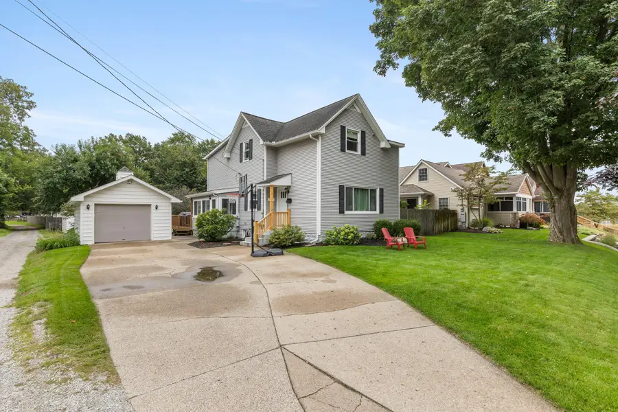 634 Burke Avenue Ne, Grand Rapids, MI 49503 - #3