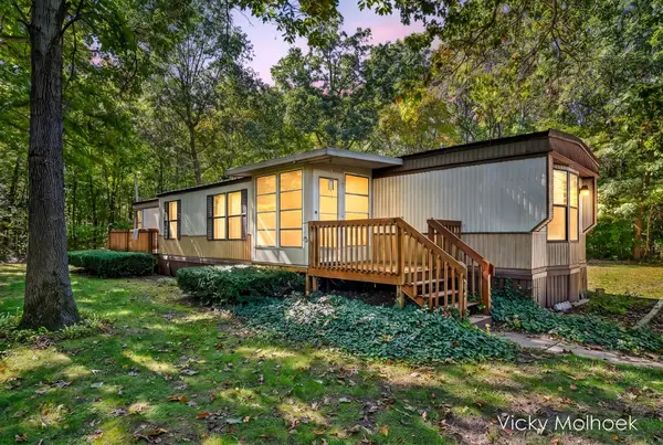3770 32nd Street, Hamilton, MI 49419