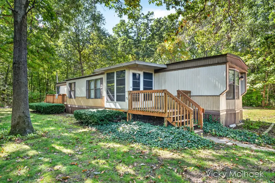 3770 32nd Street, Hamilton, MI 49419 - #2