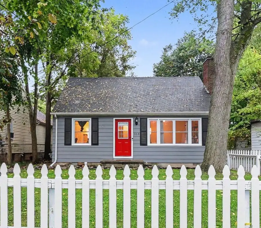 318 E Rouse Street, Lansing, MI 48910 - #2