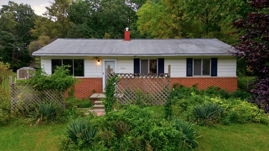 1692 N Hix Road, Westland, MI 48185 - #2