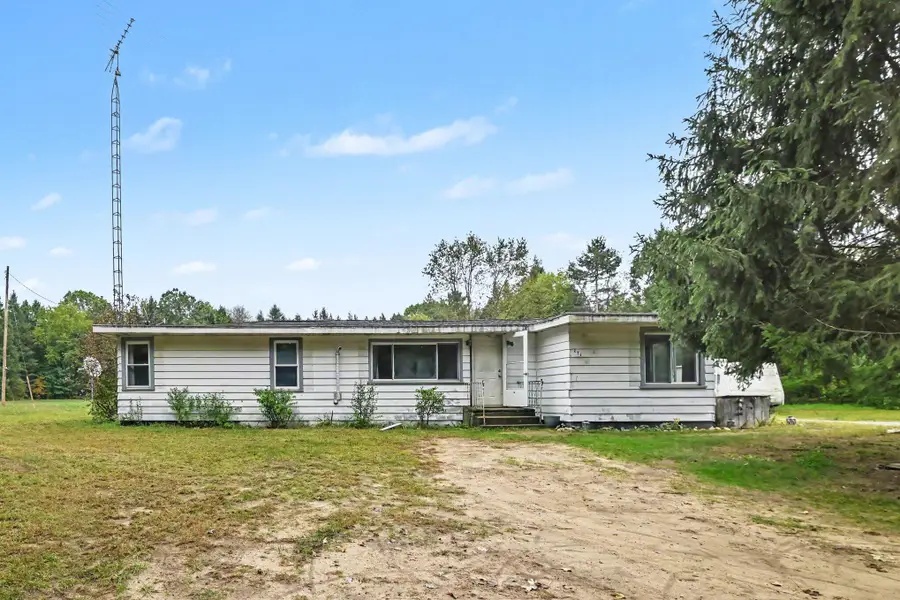 271 66th Street, South Haven, MI 49090 - #2