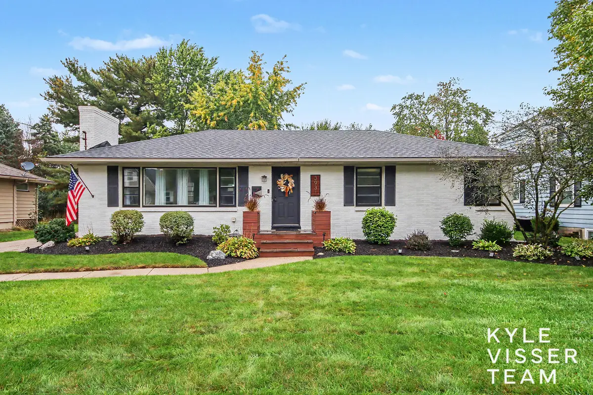 3931 Omaha Street Sw, Grandville, MI 49418 - #1