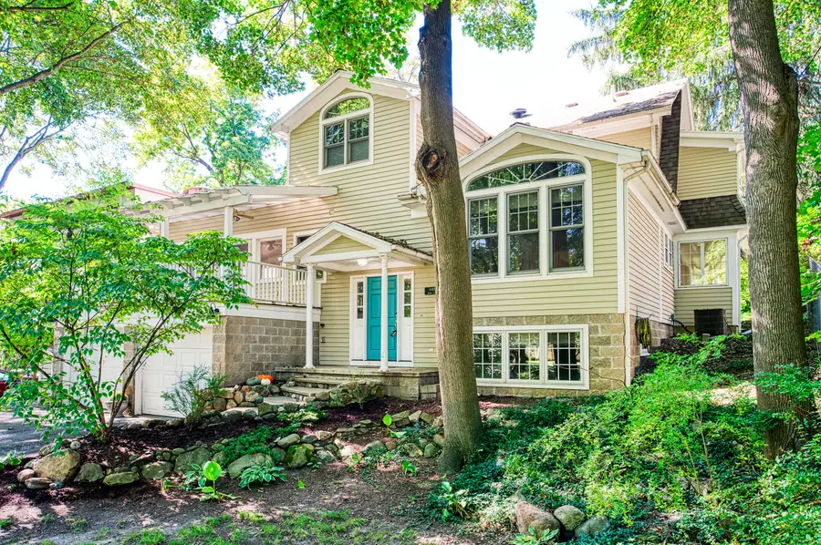 648 Sunset Lane, East Lansing, MI 48823 - #2