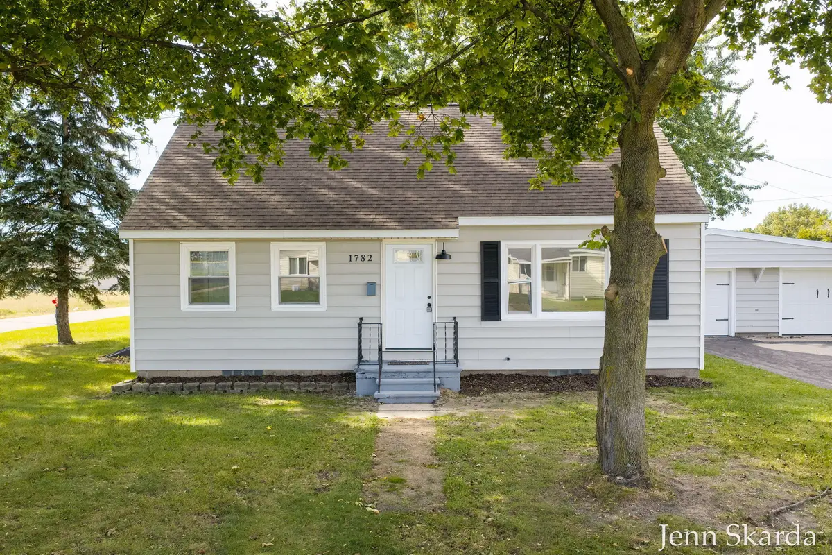 1782 Vine Street, Manistee, MI 49660 - #1