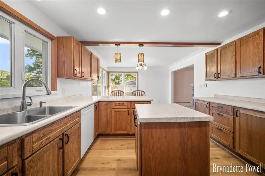 13464 Northland Drive Ne, Cedar Springs, MI 49319 - #2