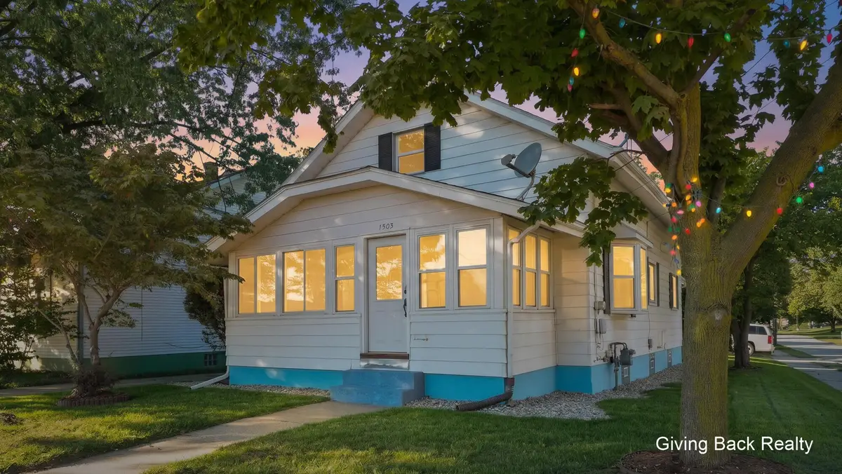 1503 Burton Street Sw, Wyoming, MI 49509 - #1