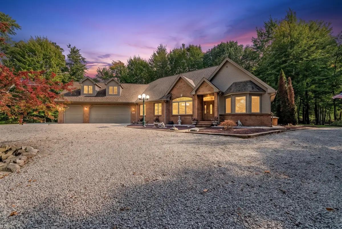 2825 Toben Road, Carleton, MI 48117 - #1