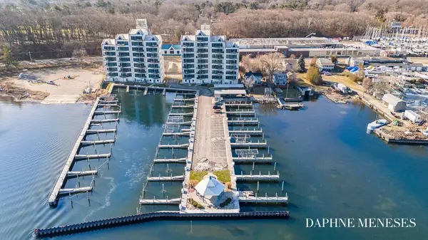 2964 Lakeshore Drive #E403, Muskegon, MI 49441