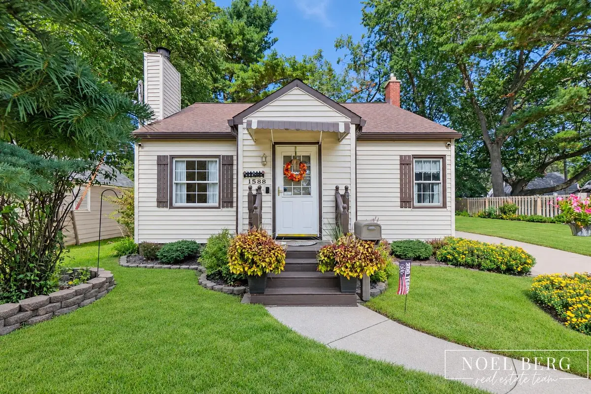 1588 Montague Avenue, Muskegon, MI 49441 - #1