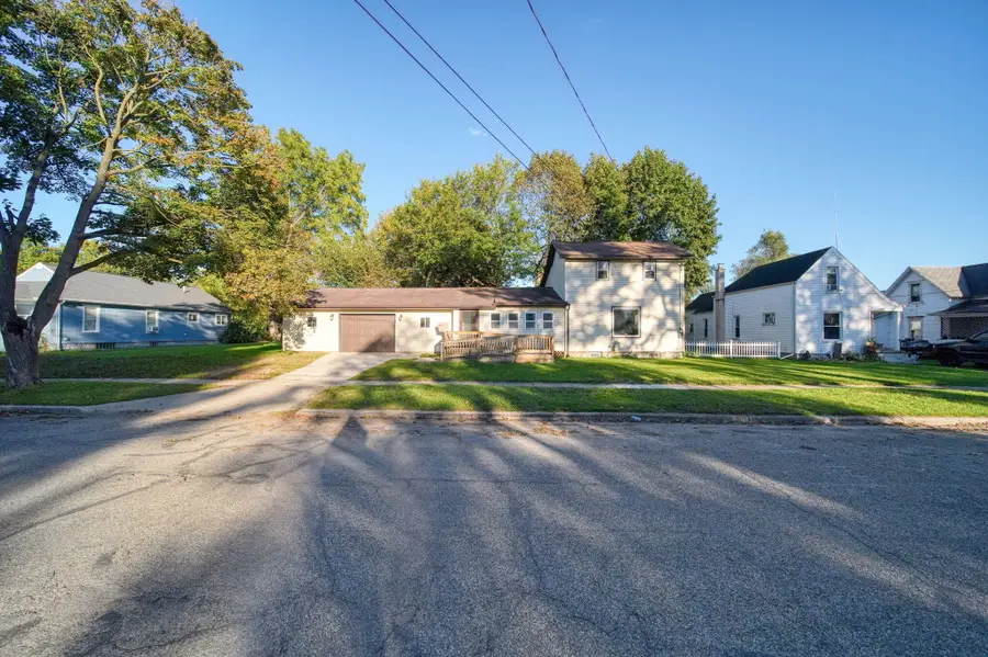 1011 Backus Street, Jackson, MI 49202 - #2