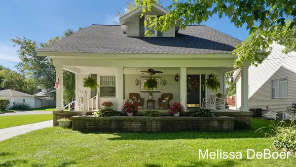 2667 Meyer Avenue Sw, Wyoming, MI 49519
