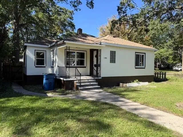 2905 7th Street, Muskegon Heights, MI 49444 - #1