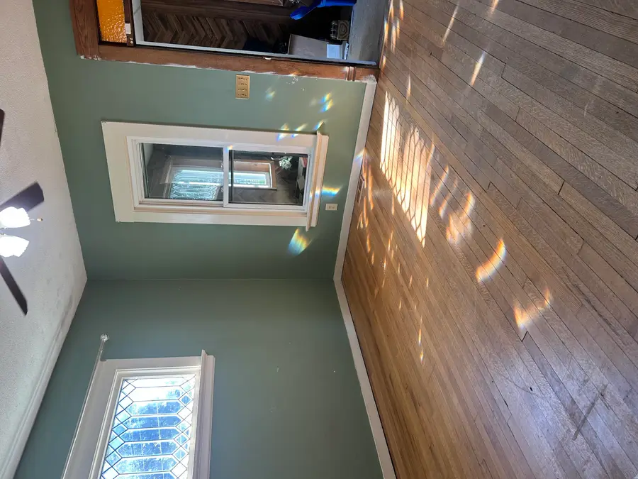 115 S Mckenzie Street S, Adrian, MI 49221 - #2
