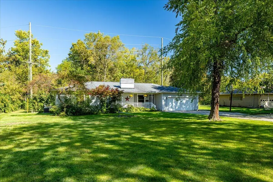 461 E Monroe Street, Dundee, MI 48131 - #2