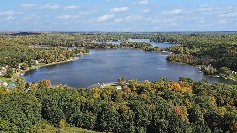 1385 W Shady Drive, Newaygo, MI 49337 - #2