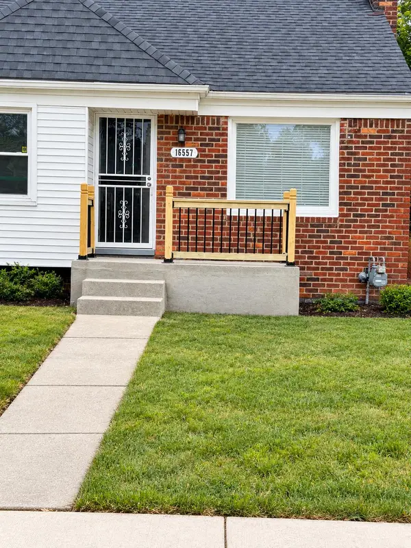 16557 Stansbury Avenue, Detroit, MI 48235