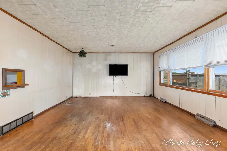 1624 5th Street, Martin, MI 49070 - #2