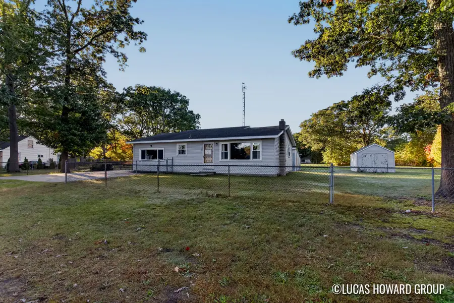 1483 Yarmouth Avenue, Norton Shores, MI 49444 - #3