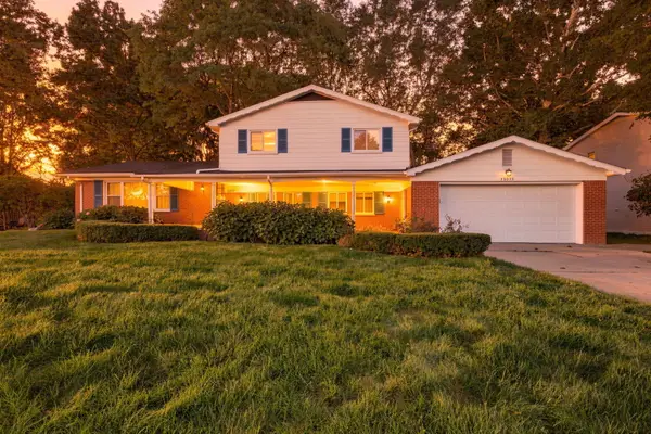 30073 Wicklow Road, Farmington Hills, MI 48334
