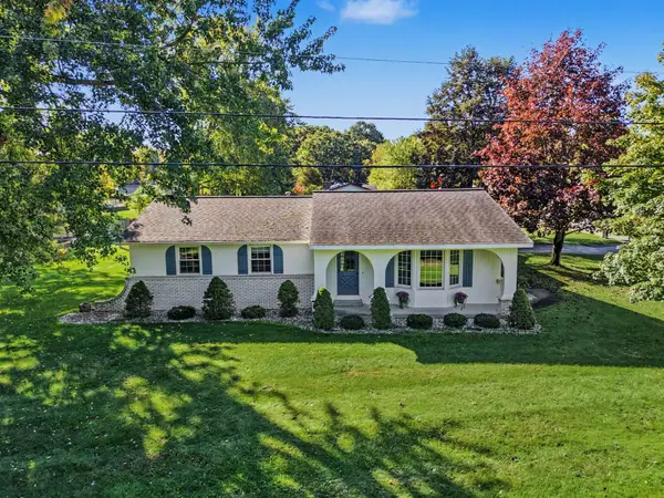 16370 Pinewood Avenue, Spring Lake, MI 49456