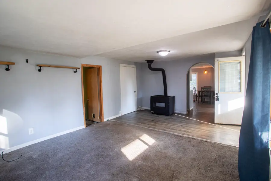 466 N Center Street, Hartford, MI 49057 - #3