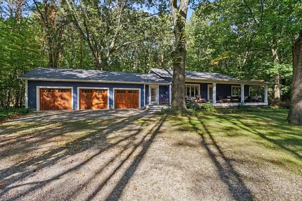 15758 Vineyard Street, Spring Lake, MI 49456