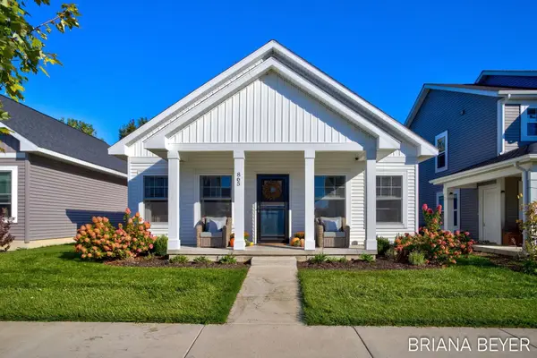 865 Winchester Street, Holland, MI 49423