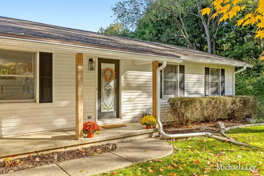 876 W Tuttle Road, Ionia, MI 48846 - #3