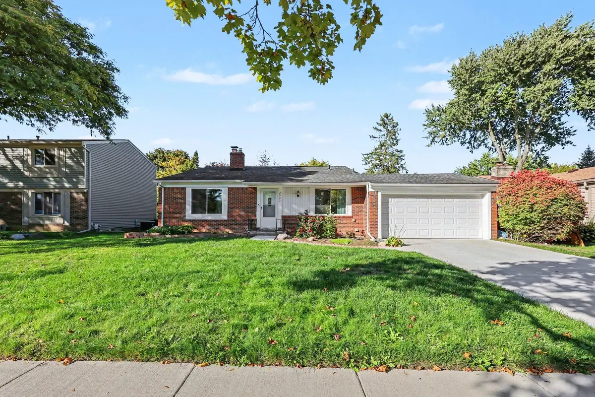 2923 Quartz Drive, Troy, MI 48085 - #1