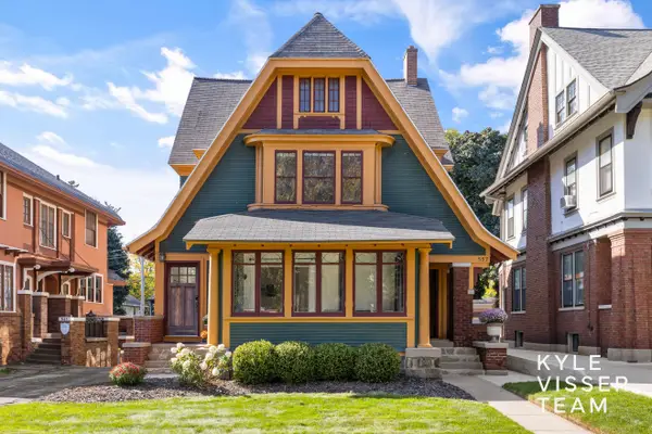 557 Madison Avenue Se, Grand Rapids, MI 49503