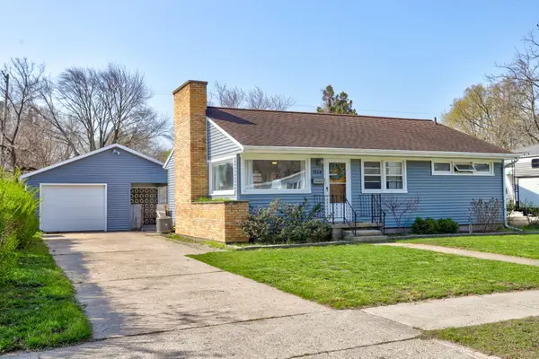 1138 Park Avenue, Grand Haven, MI 49417