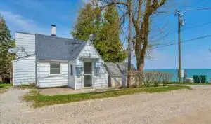 7503 Huron Bay Boulevard, Lexington, MI 48450