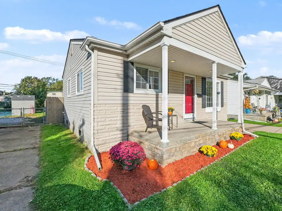 9098 Clippert Street, Taylor, MI 48180 - #3