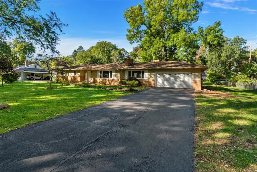 183 N Clubview Drive, Ypsilanti, MI 48197 - #3