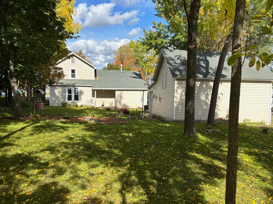 123 W Todd Avenue, Reed City, MI 49677 - #3