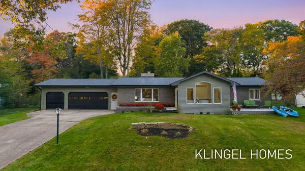 18121 Trudy Drive, Spring Lake, MI 49456