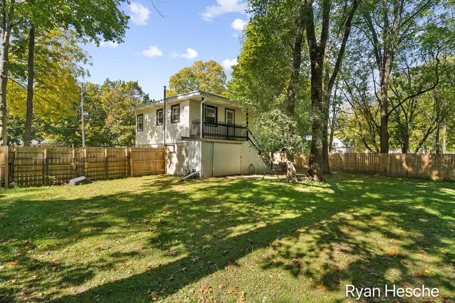30 S Pleasant Street, Saranac, MI 48881 - #3