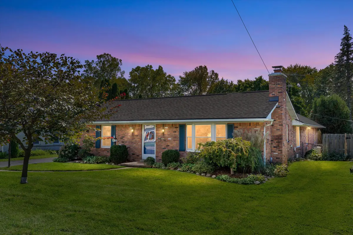 854 Vanderpool Avenue, Troy, MI 48083 - #1