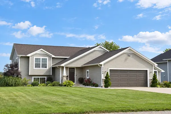 3758 Caribou Drive, Zeeland, MI 49464