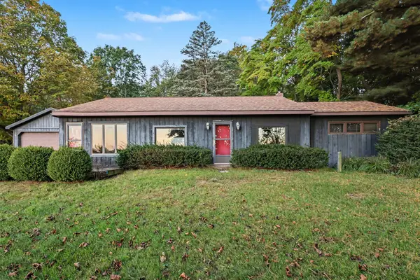 11118 County Road 689, South Haven, MI 49090